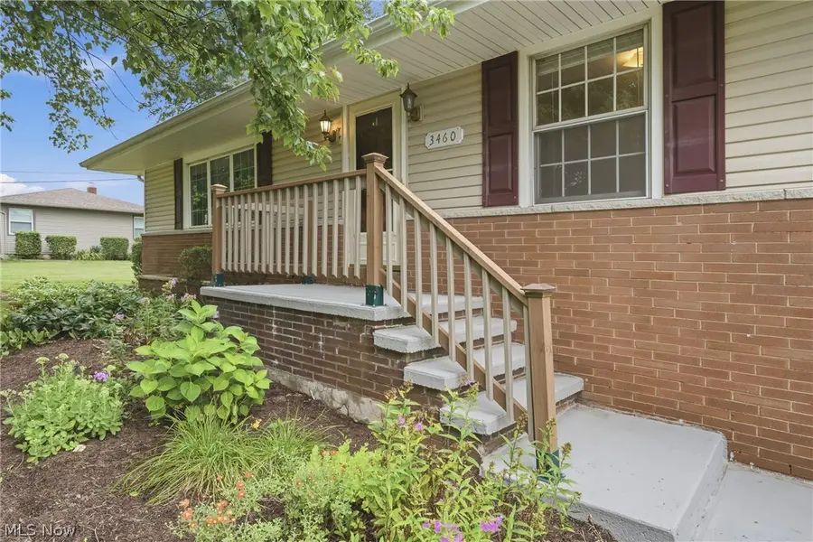 3460 Swallen Avenue, Louisville, OH 44641 - #2
