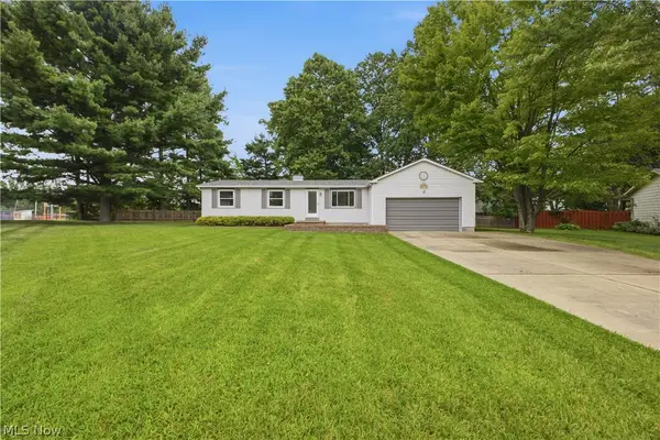 1734 Shannon Circle, Mineral Ridge, OH 44440