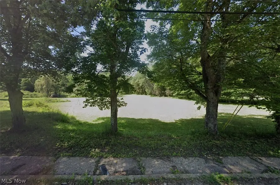 5850 Main Se Street, New Philadelphia, OH 44663 - #2