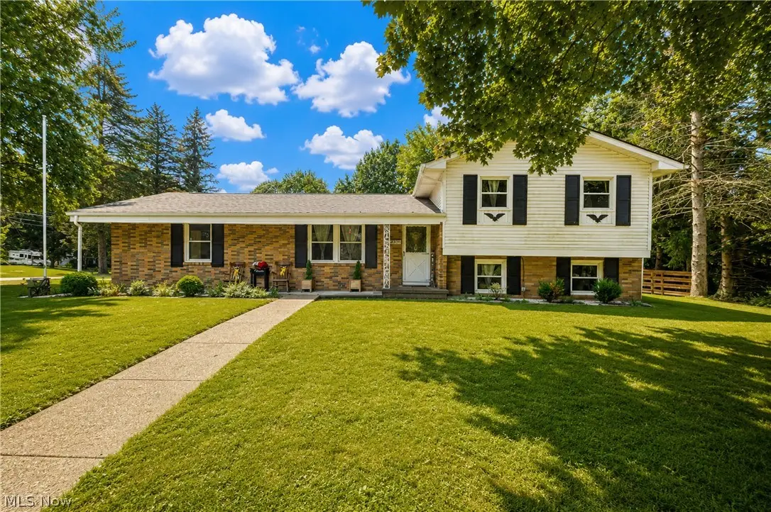 5428 Glenhill Ne Avenue, Canton, OH 44705 - #1