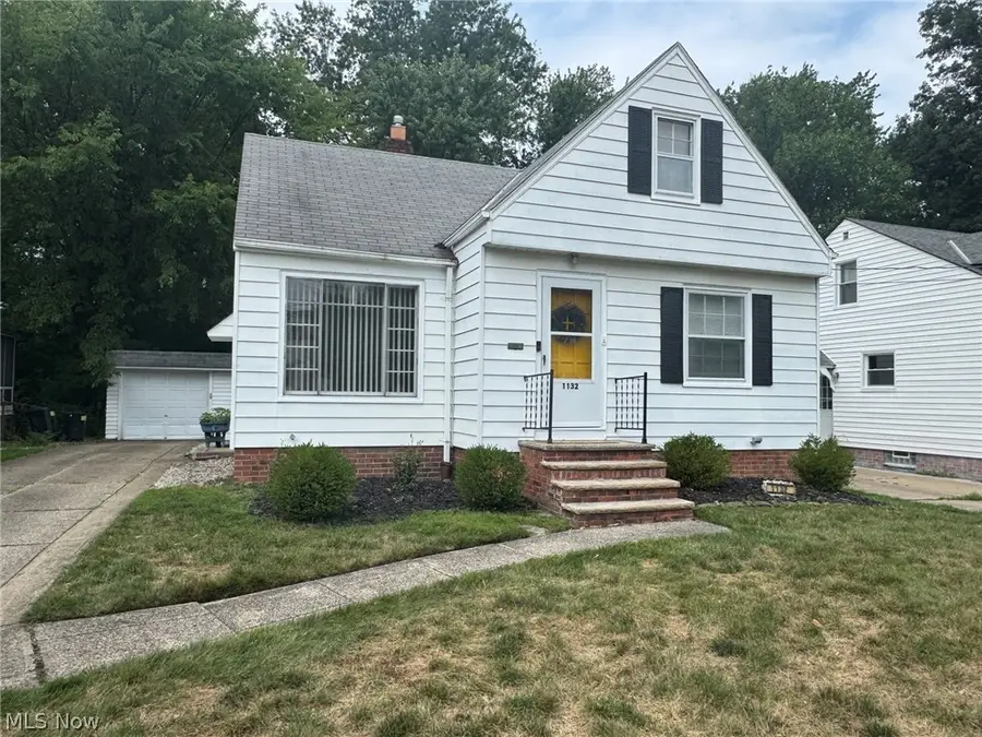 1132 Gordon Road, Lyndhurst, OH 44124 - #2
