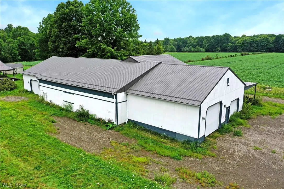 4000 Custer Orangeville Ne Road, Burghill, OH 44404 - #1