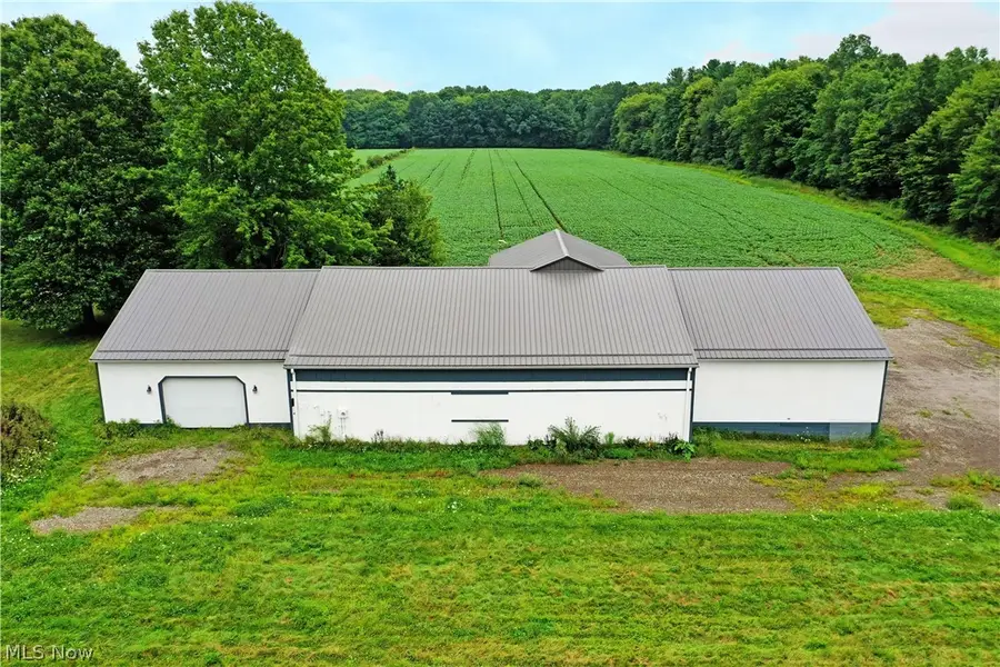4000 Custer Orangeville Ne Road, Burghill, OH 44404 - #2