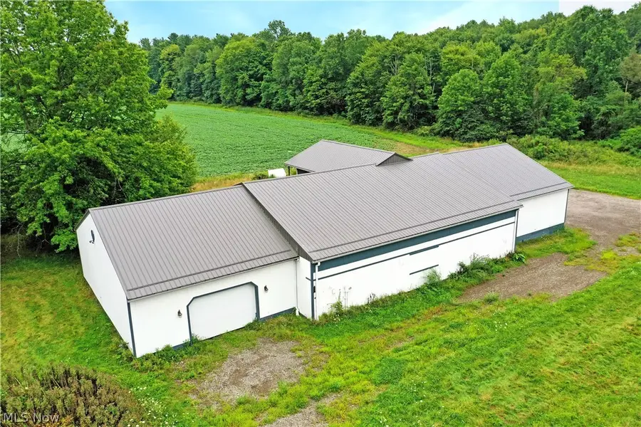 4000 Custer Orangeville Ne Road, Burghill, OH 44404 - #3