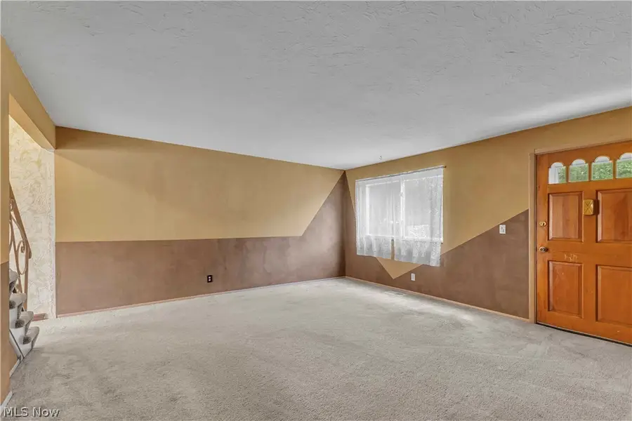 6051 Glenway Drive #Q, Brook Park, OH 44142 - #2