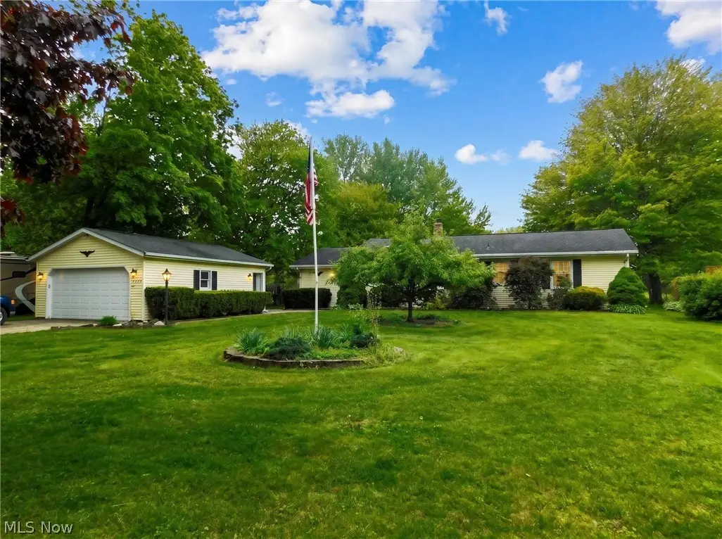 7386 Lake Road, Madison, OH 44057 - #1