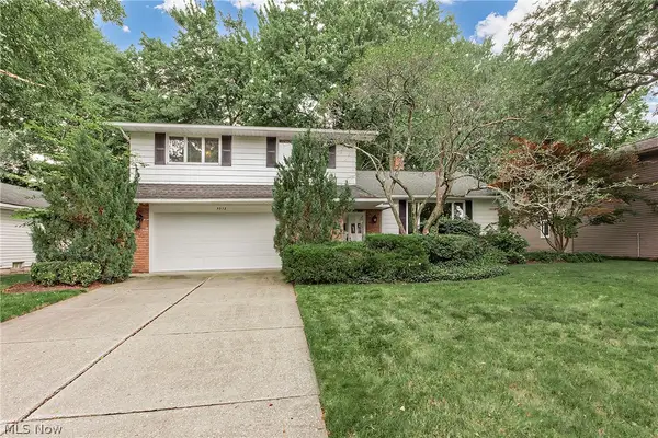 5512 Lansbury Lane, Lyndhurst, OH 44124