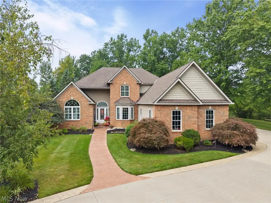 9240 Chamberlin Road, Twinsburg, OH 44087 - #2