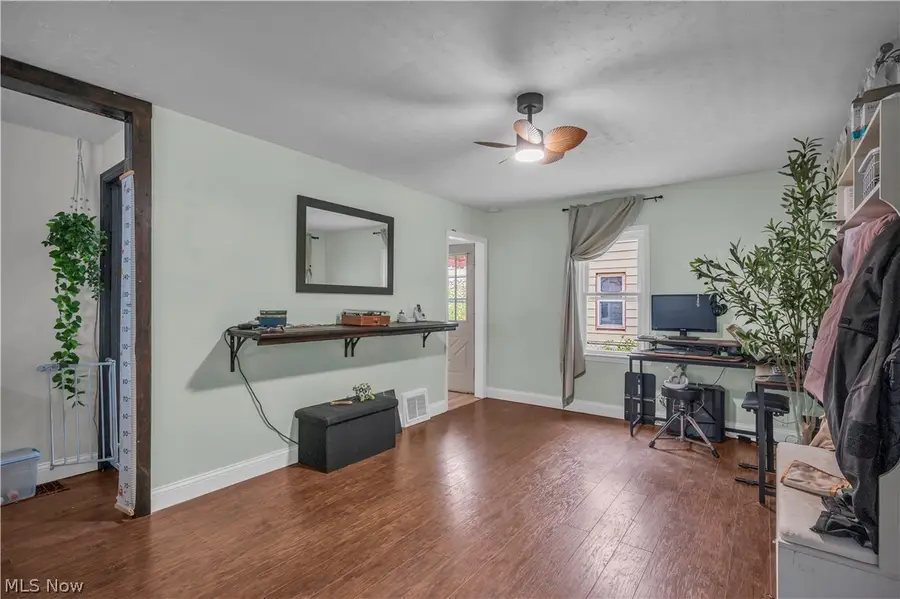 926 Warwick Drive, Sheffield Lake, OH 44054 - #3