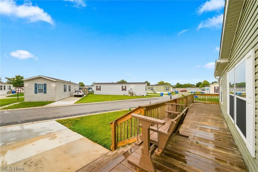 313 Eagle Circle, Elyria, OH 44035 - #3