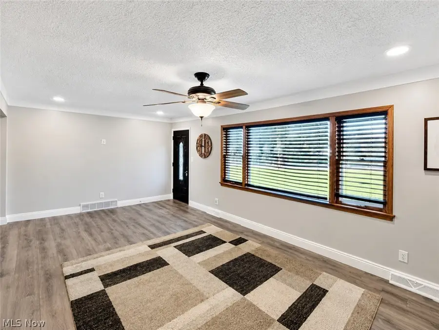 1264 Everbright Drive, Uniontown, OH 44685 - #2