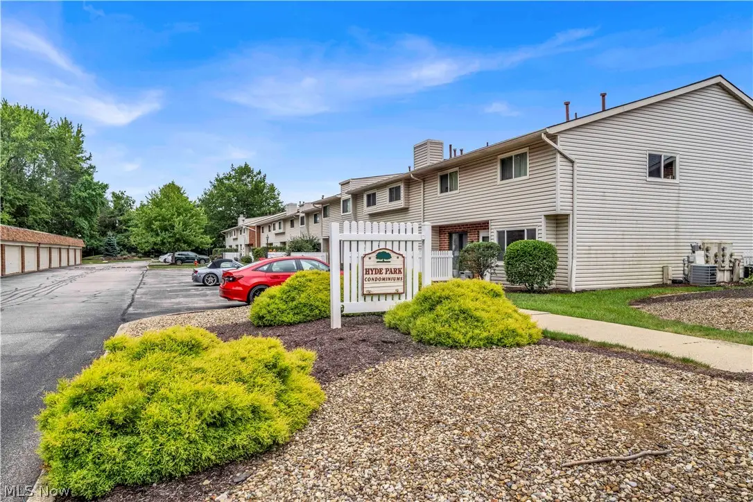 4300 Hyde Park Court #7, North Olmsted, OH 44070 - #1
