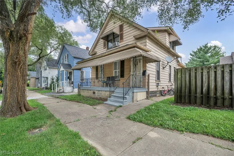 2259 W 67th Street, Cleveland, OH 44102 - #3