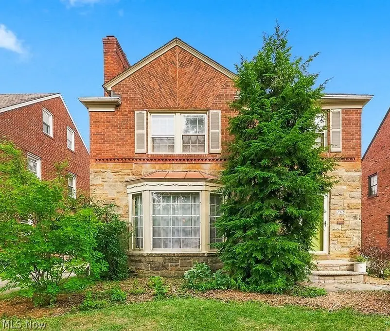 2579 Saybrook Road, University Heights, OH 44118 - #1