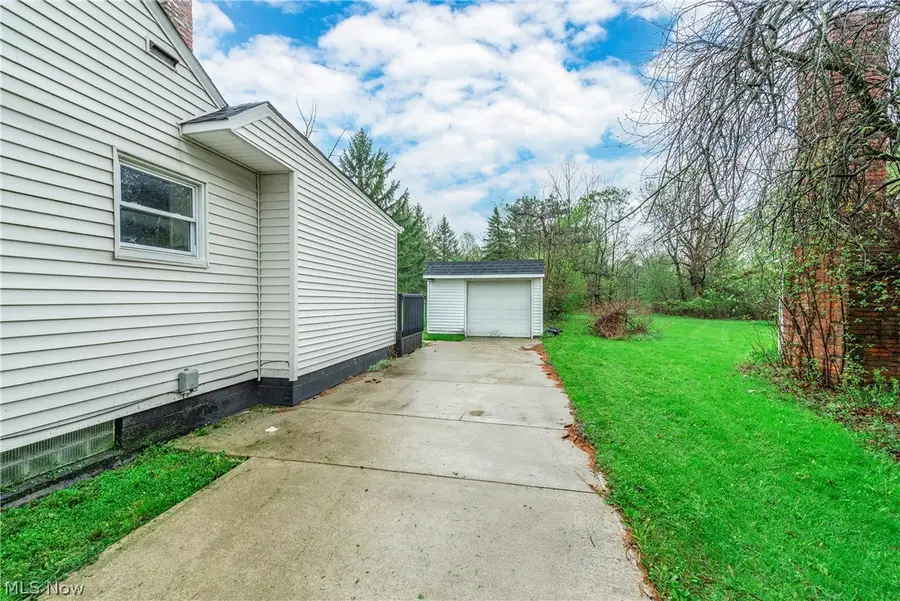7623 Macedonia Road, Oakwood, OH 44146 - #2