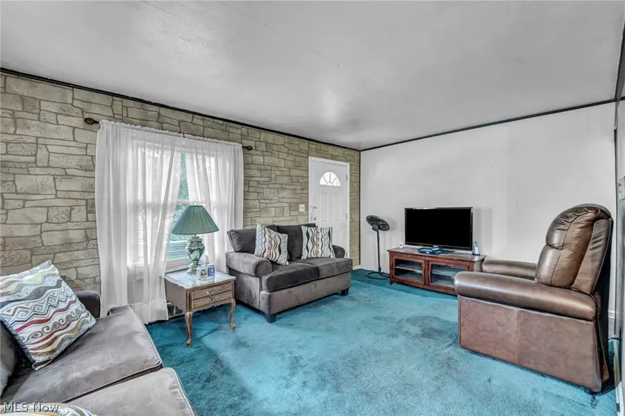 3965 E 177th Street, Cleveland, OH 44128 - #3