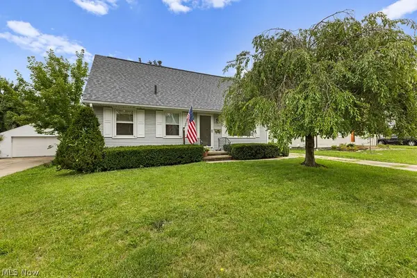 1107 Silver Lake Avenue, Cuyahoga Falls, OH 44223