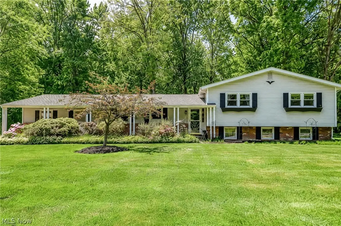 9412 Beaver Creek Drive, Mentor, OH 44060 - #1