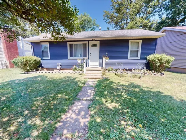 435 2nd Se Street, Brewster, OH 44613