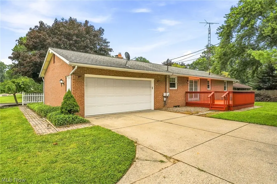 4501 Orchard Dale Nw Drive, Canton, OH 44709 - #2