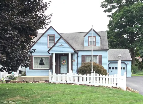 2249 Renwick Drive, Poland, OH 44514