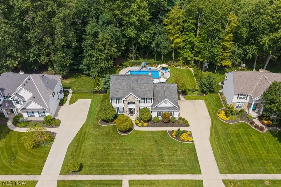 32258 Woodfield Drive, Avon Lake, OH 44012 - #3