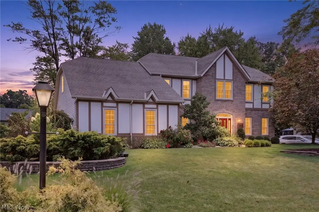 8753 Treetop Trail, Broadview Heights, OH 44147 - #1