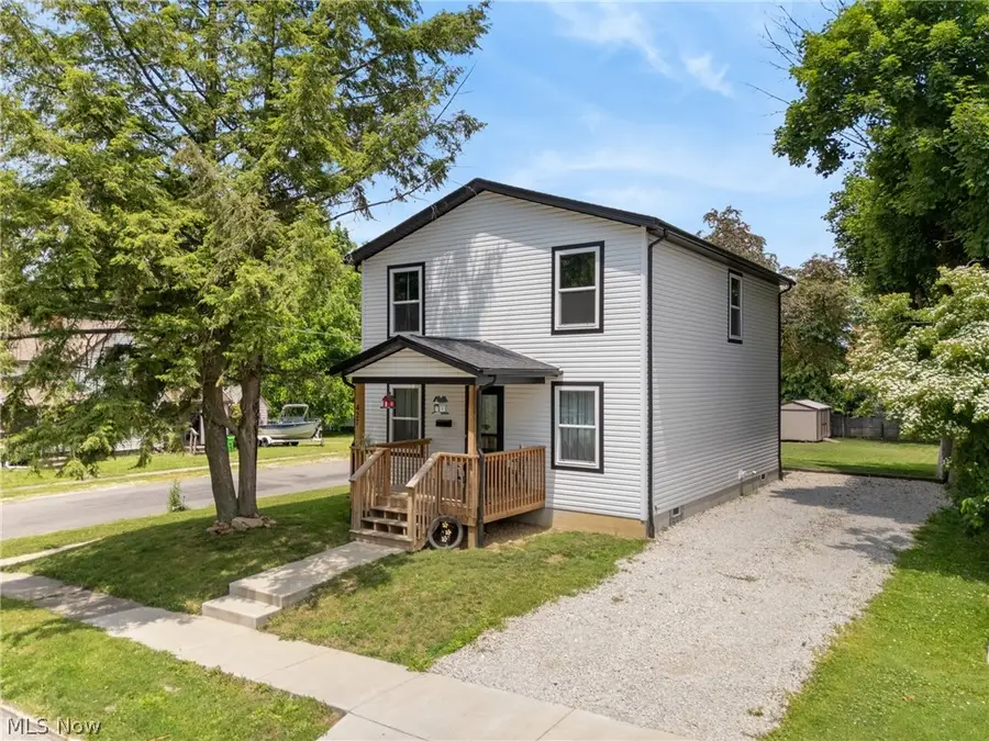 427 W Oak Street, Orrville, OH 44667 - #2