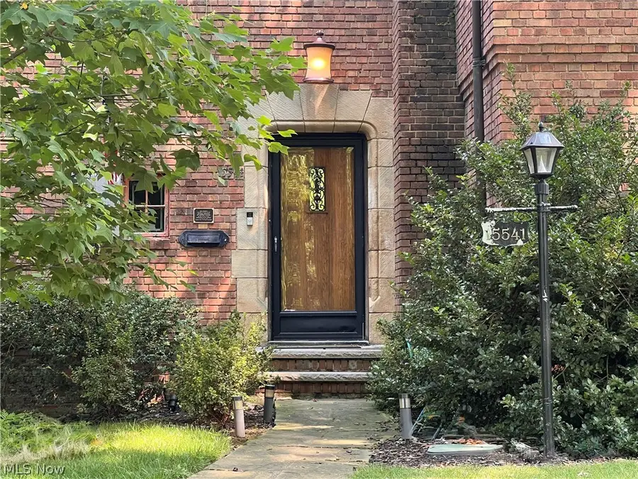 15541 Brewster Road, East Cleveland, OH 44112 - #3