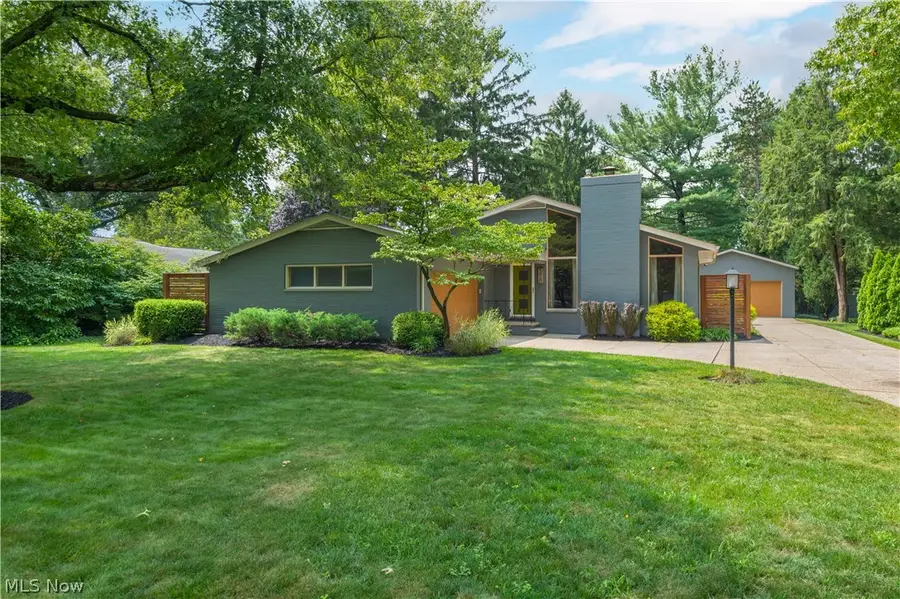 374 Bradley Road, Bay Village, OH 44140 - #2
