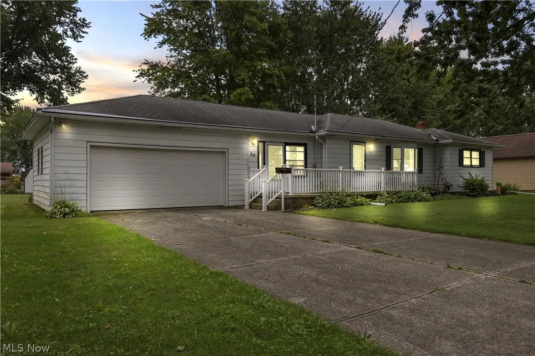 814 S Logan Street, Elyria, OH 44035 - #1