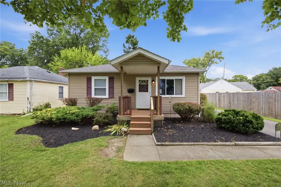 33749 Kenilworth Road, Eastlake, OH 44095 - #2