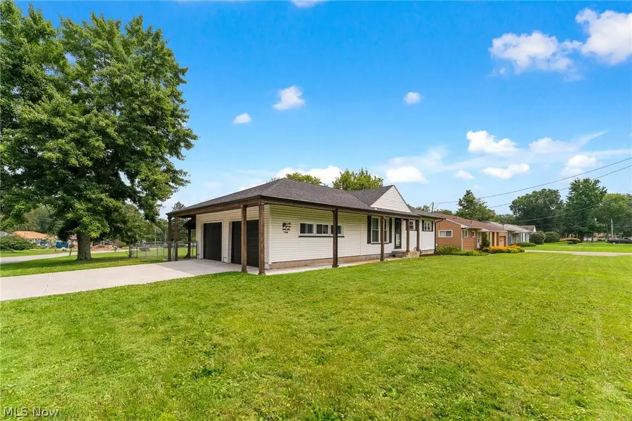 309 North Se Road, Warren, OH 44484 - #3