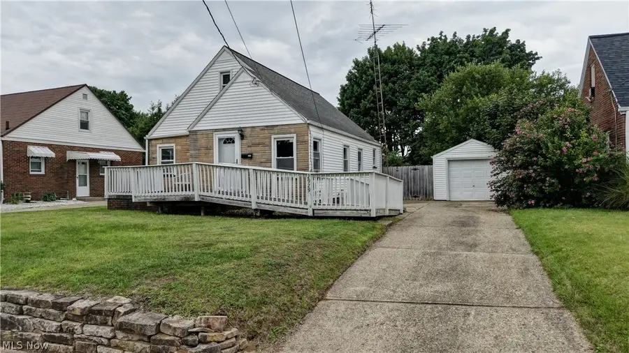 2929 Helen Nw Place, Canton, OH 44708 - #2