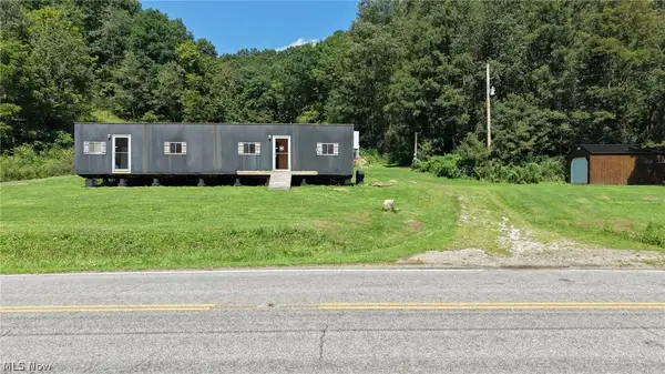 1054 Bergholz Se Road, Bergholz, OH 43908