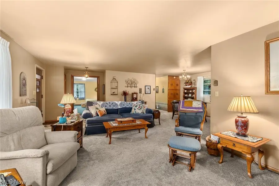 1807 Hanley W Road, Mansfield, OH 44904 - #3