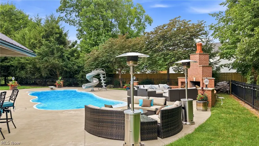 2731 Ravine Run, Cortland, OH 44410 - #3
