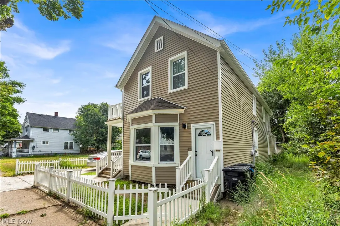 3107 Seymour Avenue, Cleveland, OH 44113 - #1