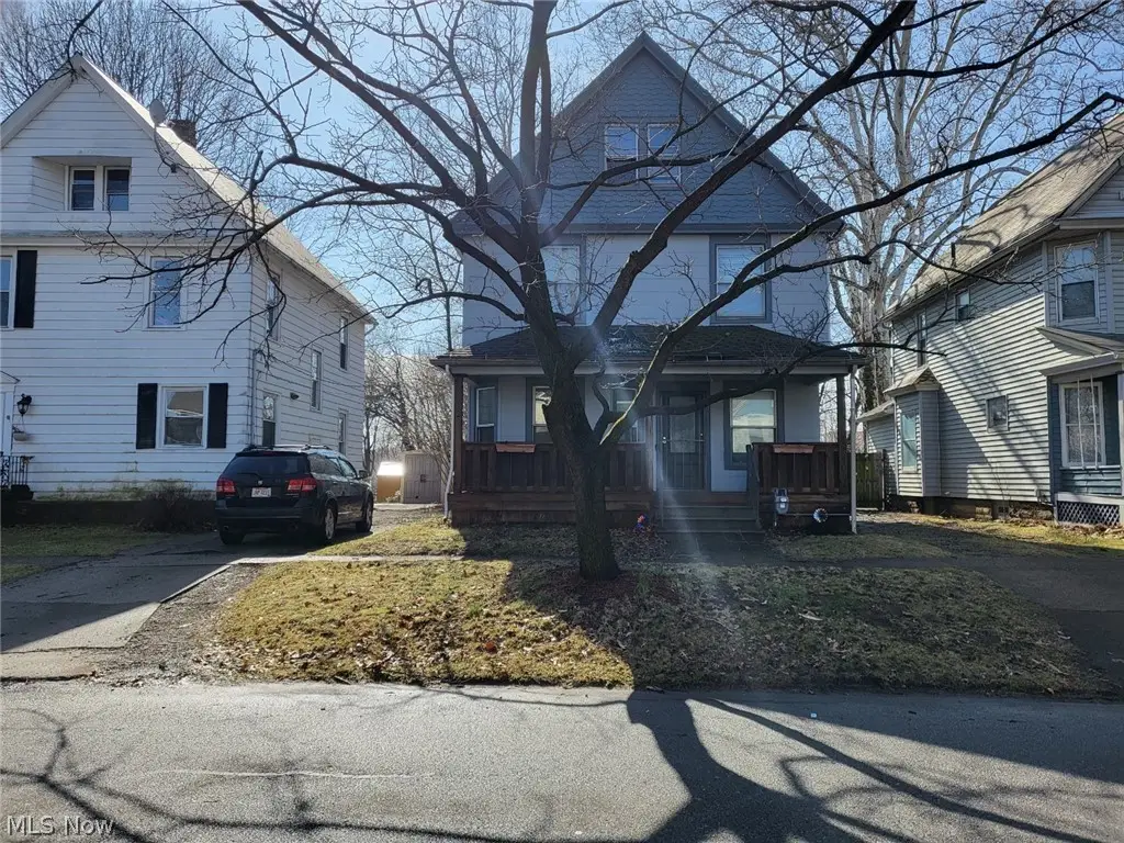 261 Harrison Street, Elyria, OH 44035 - #1