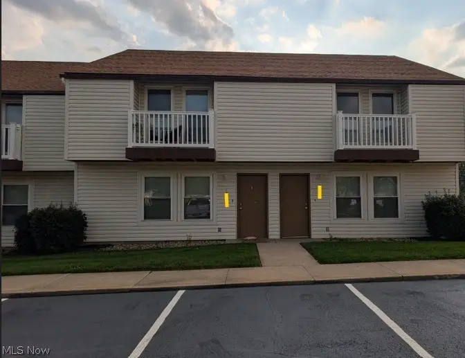 1517 Whitehall Boulevard, Kent, OH 44240 - #2