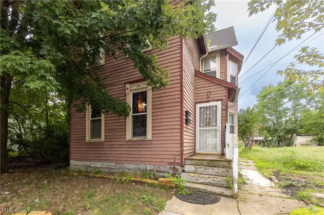 827 Starkweather Avenue, Cleveland, OH 44113 - #1