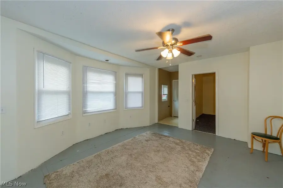827 Starkweather Avenue, Cleveland, OH 44113 - #2