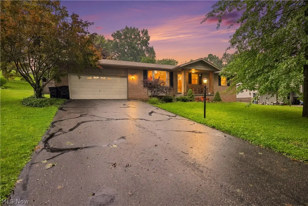 401 Springbrook Sw Drive, New Philadelphia, OH 44663 - #1