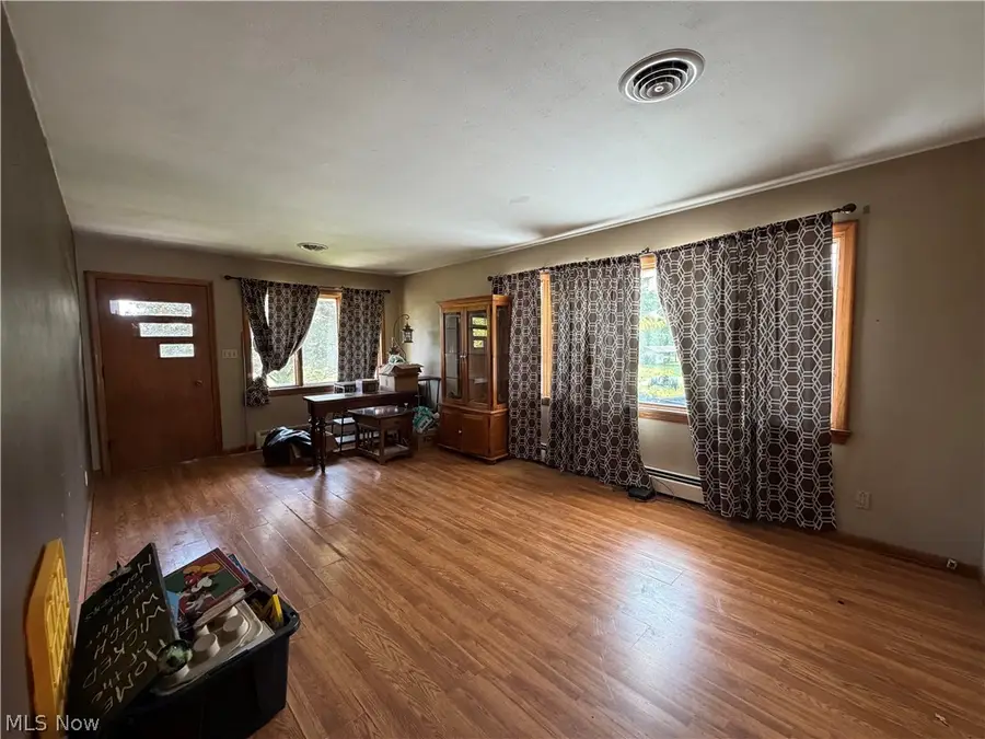 3246 Tabor Ridge Ne Road, Mineral City, OH 44656 - #2