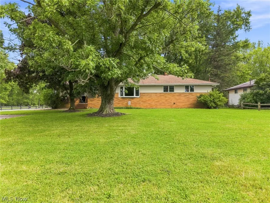 9553 W 130th Street, North Royalton, OH 44133 - #2