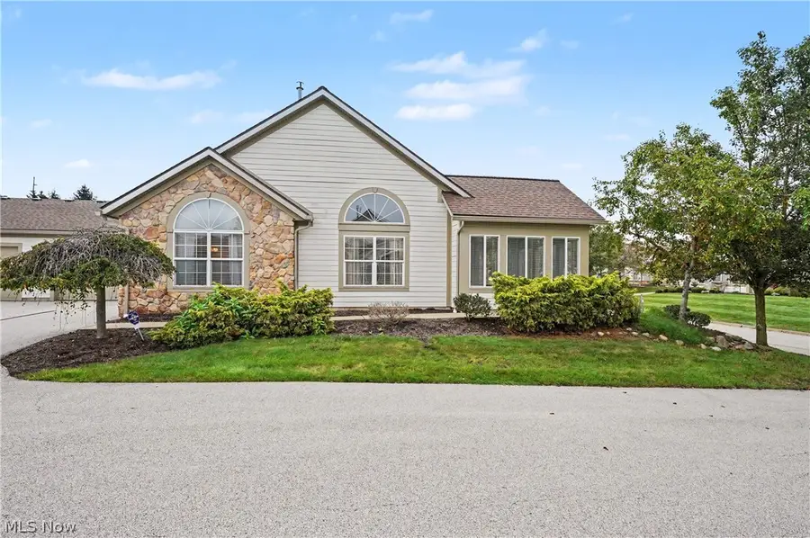 604 Crossings Circle, Tallmadge, OH 44278 - #2