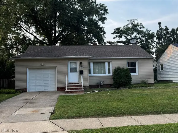 30107 Thomas Street, Willowick, OH 44095
