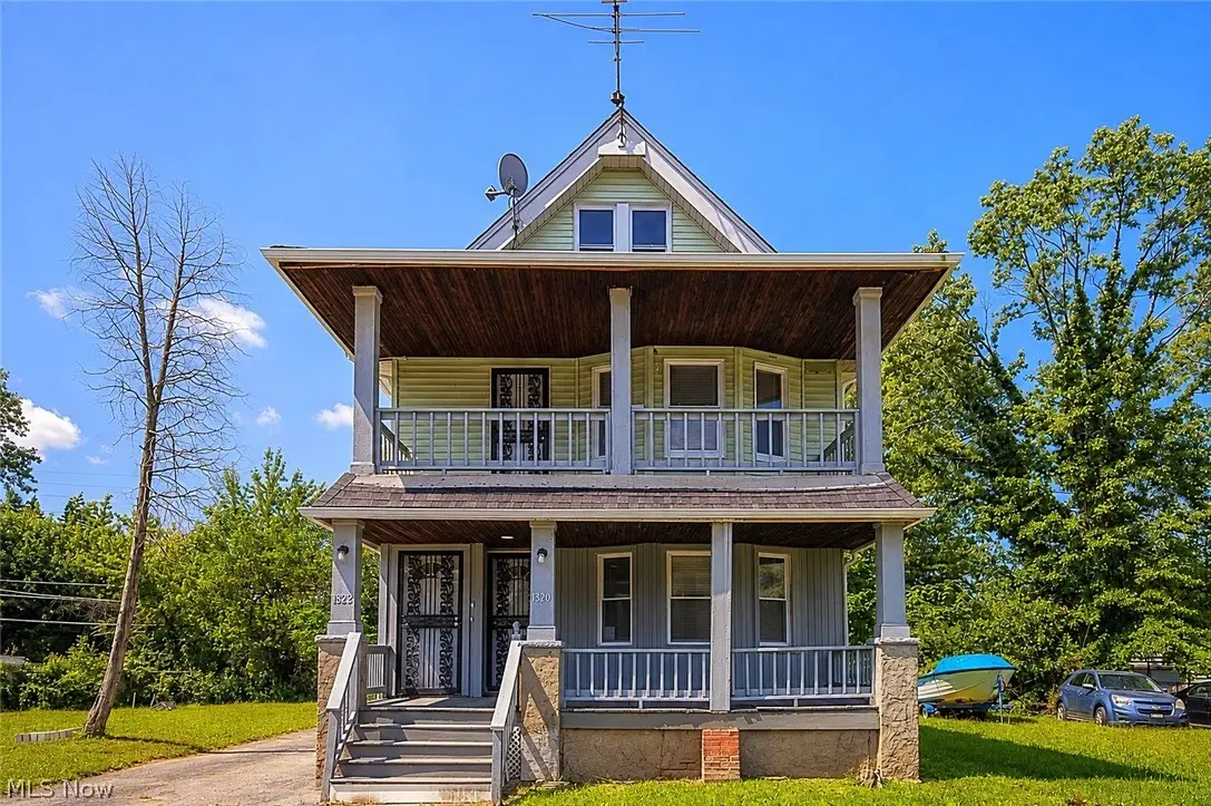 1320 E 142nd Street, East Cleveland, OH 44112 - #1
