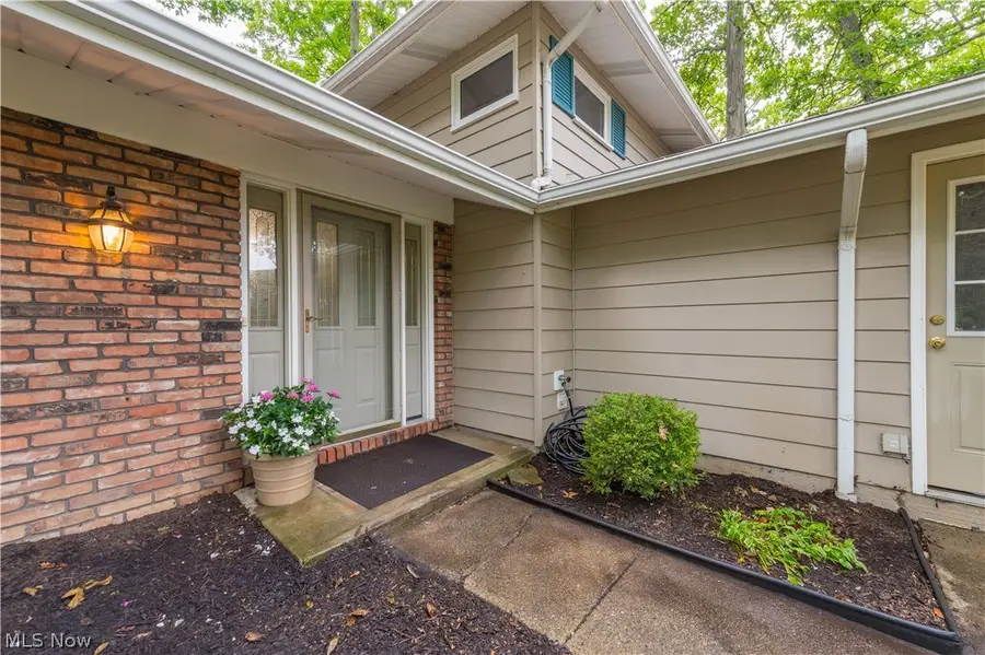 17069 Partridge Drive, Strongsville, OH 44136 - #3