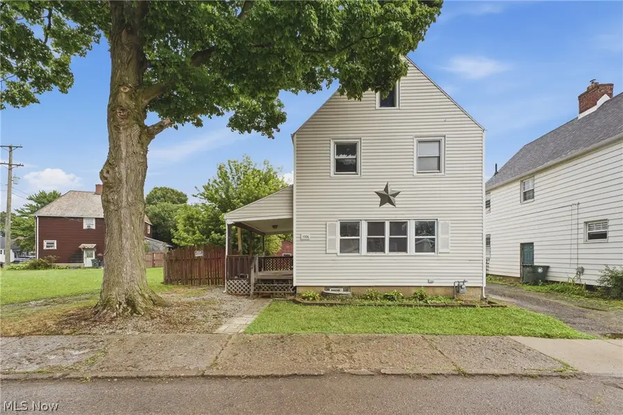 1306 Roslyn Sw Avenue, Canton, OH 44710 - #2